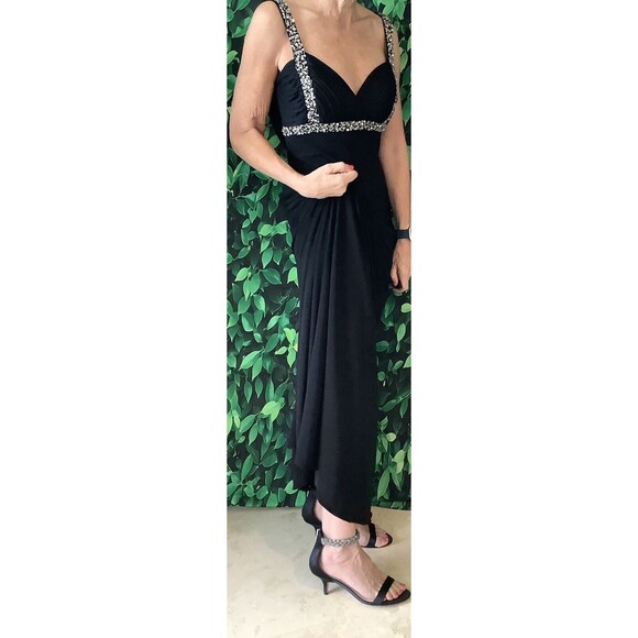 👗 Betsy & Adam Black Gown – Rhinestone Crisscross Waterfall Back– Size 8P - Picture 6 of 8